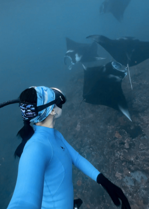 iPhone 16 pro underwater